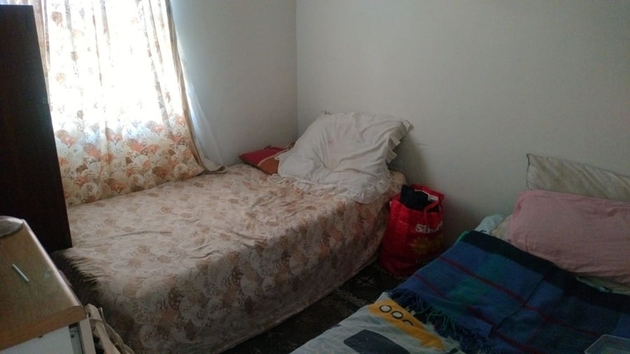 2 Bedroom Property for Sale in Lavender Hill Western Cape